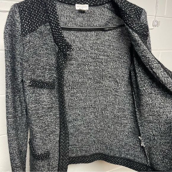 Jaclyn Smith Black & Gray Knit Open Front Cardigan Jacket Textured Sweater - Picture 3 of 6